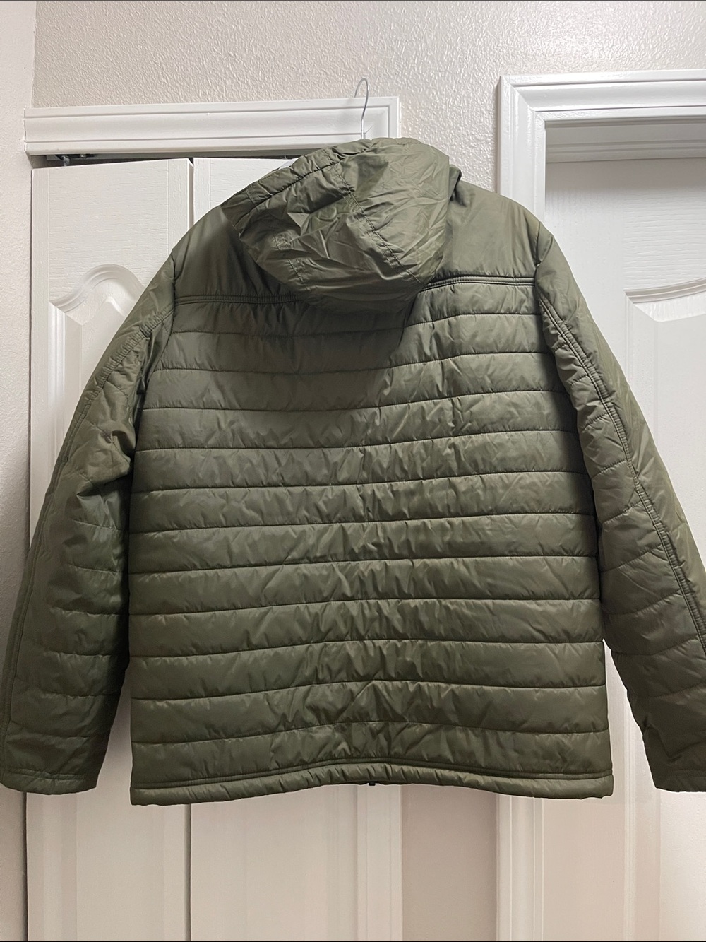 Gerry Weber Men's Quilted Hooded Puffer Jacket in Olive Green - Picture 4 of 7